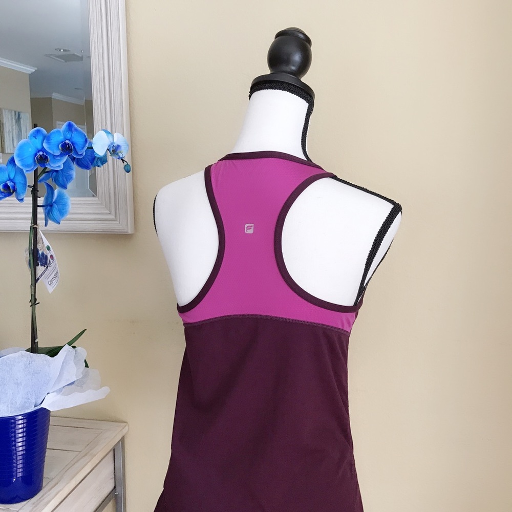 💪 Fabletics Leon Racerback Tank Top - Dark Plum - Picture 7 of 8